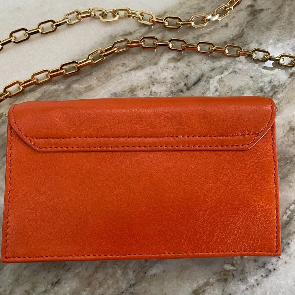 Flawless shoulder, crossbody, clutch. Magnetic closure, 3 credit cards slots - Picture 5 of 10